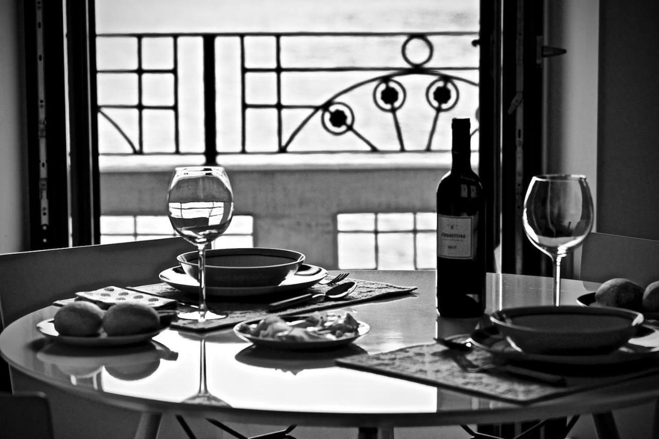 Stylish Lakefront House Lovere Buitenkant foto